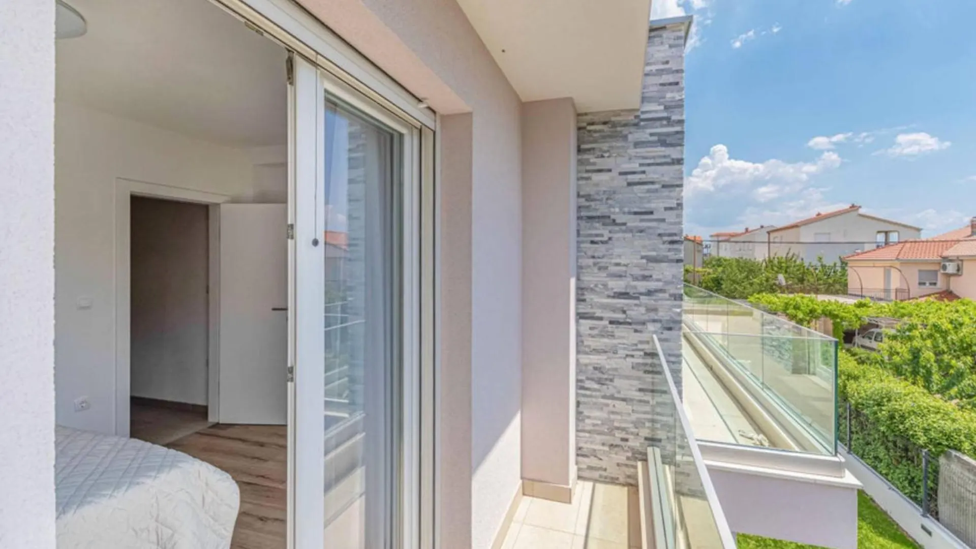 Villa Expansive Retreat With Private Pool & Bbq, Near The Beach Kastela Croatia